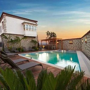 Eritrina Otel